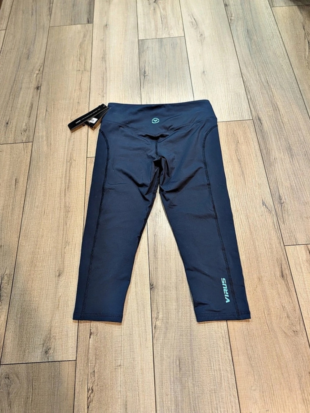 Virus Staycool Performance Series Performance Leggings in Blue Size Medium NWT